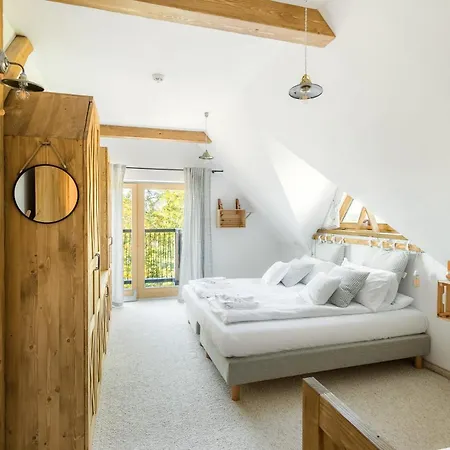 펜션 Zoniowka Wooden With Sauna & Parking By Rent Like 자코파네