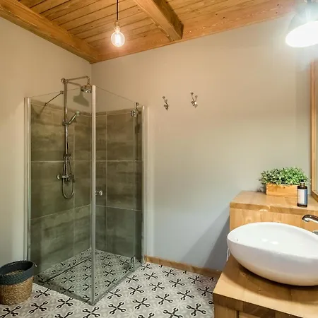 Zoniowka Wooden With Sauna & Parking By Rent Like *